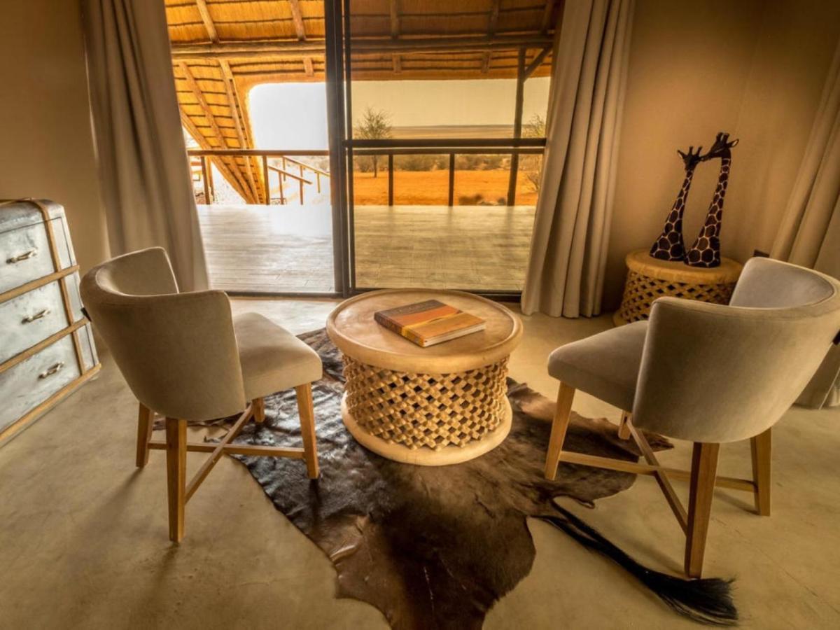 Bagatelle Kalahari Boutique Farmhouse Lodge มาเรียนทอล ภายนอก รูปภาพ