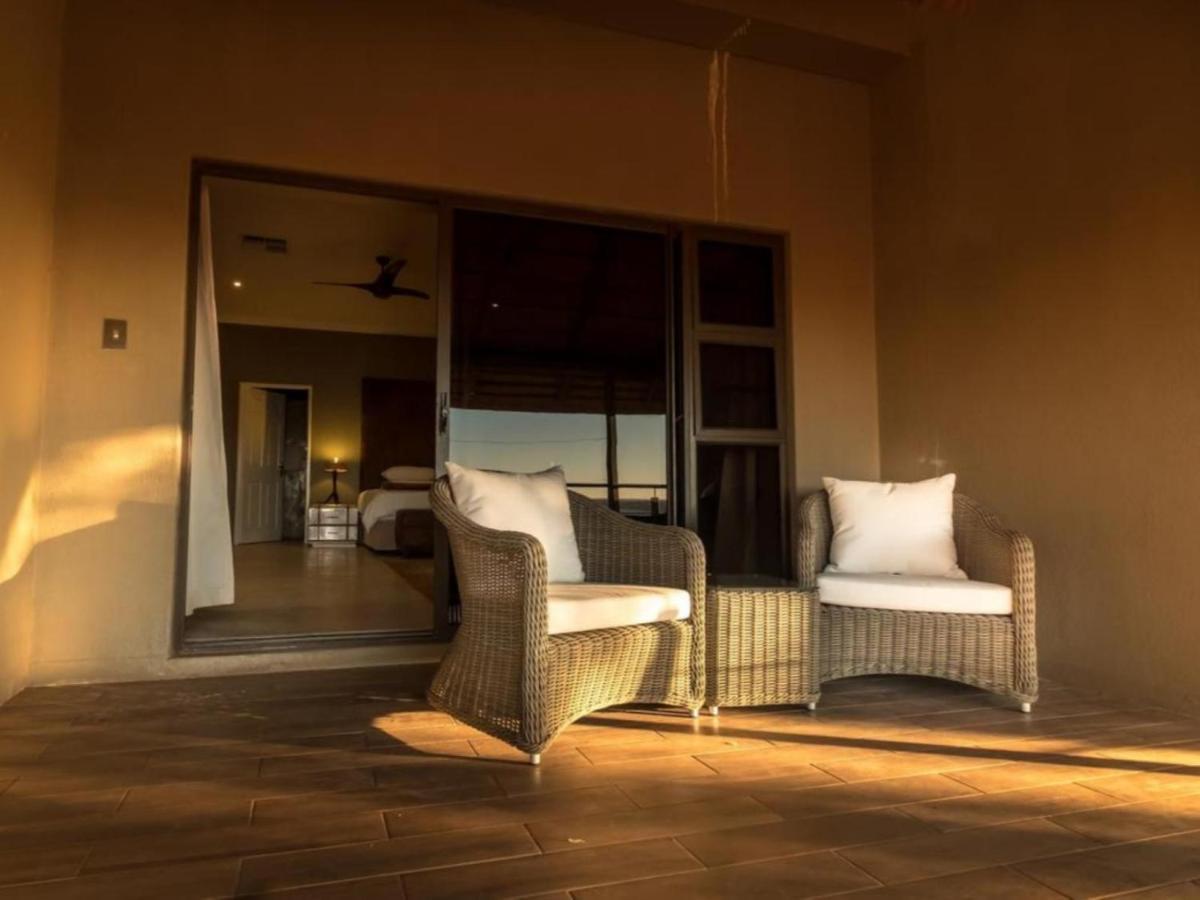 Bagatelle Kalahari Boutique Farmhouse Lodge มาเรียนทอล ภายนอก รูปภาพ
